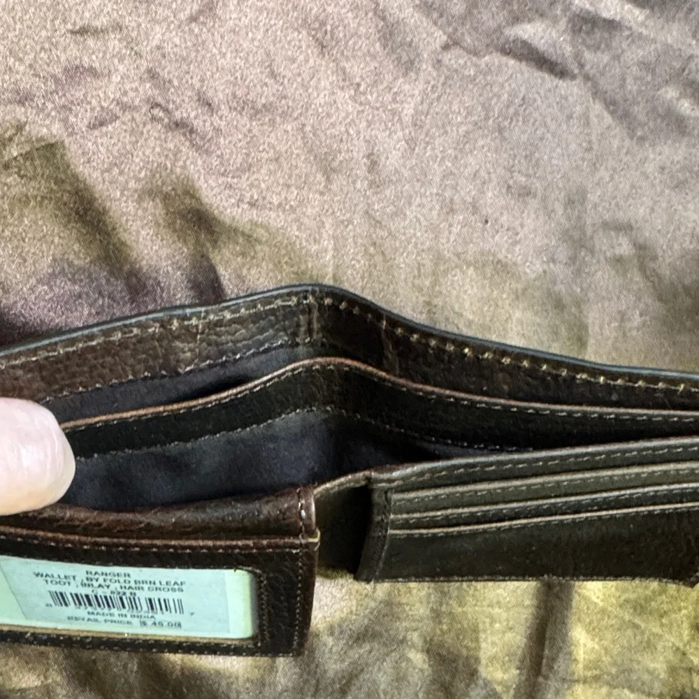 Ranger Belt Company Brown Leather Bifold‎ Wallet + Cross Necklace New with Box